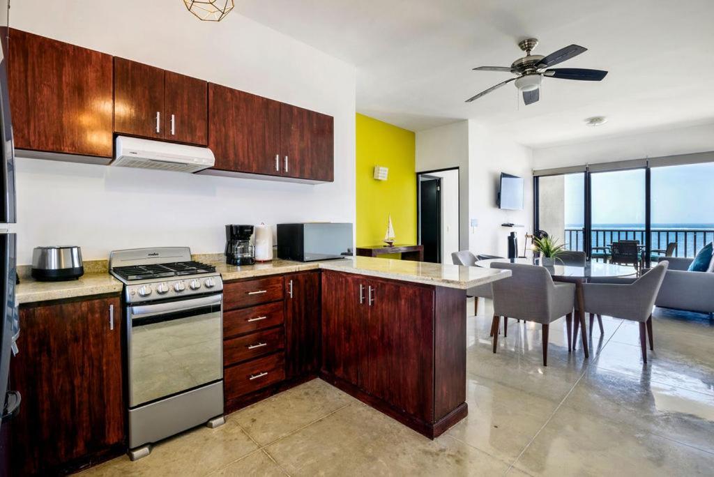 Vela'S Condos Ocean Front Puerto Morelos Eksteriør billede