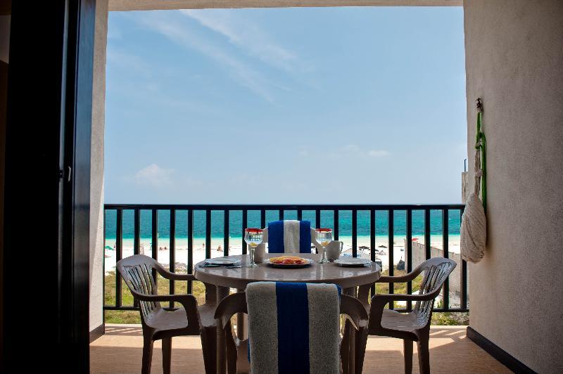 Vela'S Condos Ocean Front Puerto Morelos Eksteriør billede